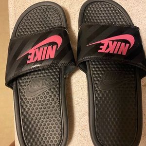 Nike Women's Benassi Just Do It Slides